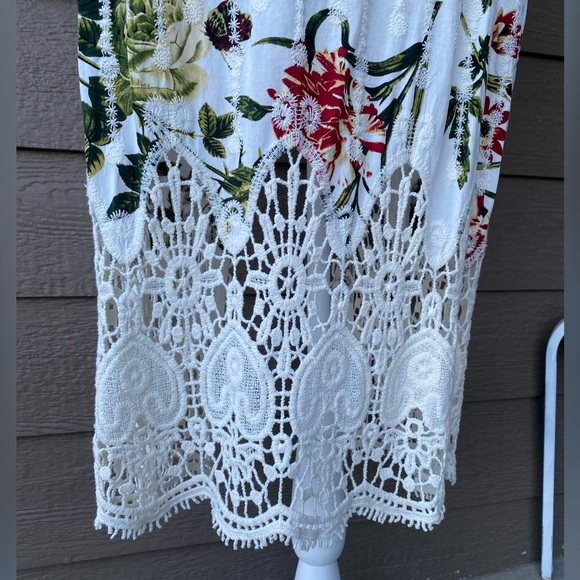 Papillon Cream Floral and Lace Duster Open Front Women’s size S/M - Picture 13 of 16